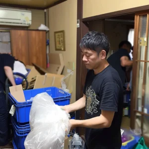 【荒川区】西日暮里の一軒家で冷蔵庫・ベッド等12点回収｜退去当日の即日スピード撤去