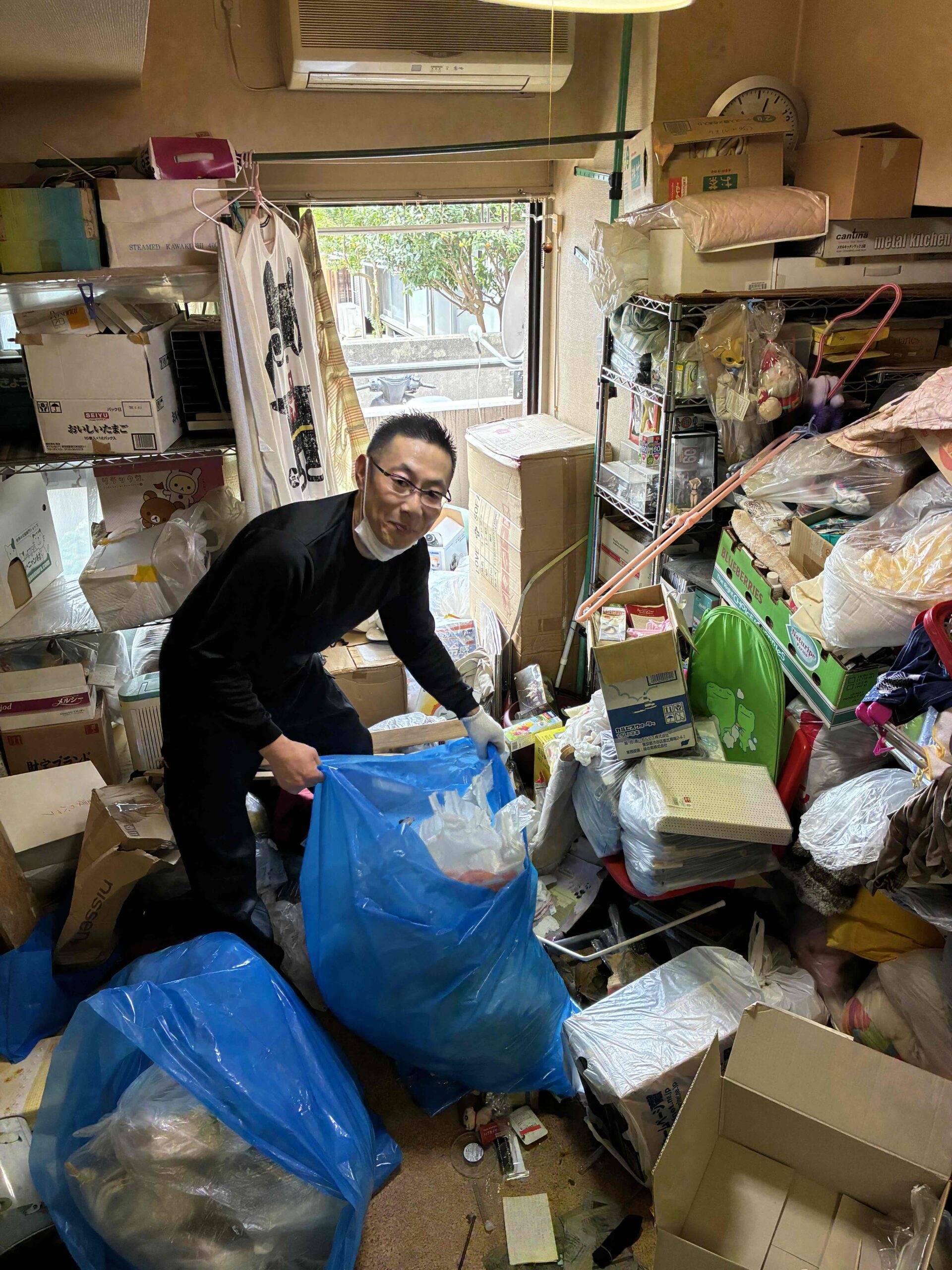 川口市 遺品整理 作業前の室内1