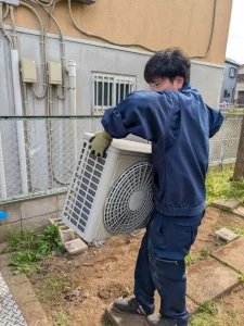 【川口市】引越し前の不用品回収＋エアコン取り外し｜家具家電まとめて35,000円