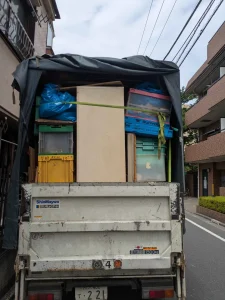 【和光市】マンション2部屋分の不用品を一括回収(2tトラック・50,000円パック)