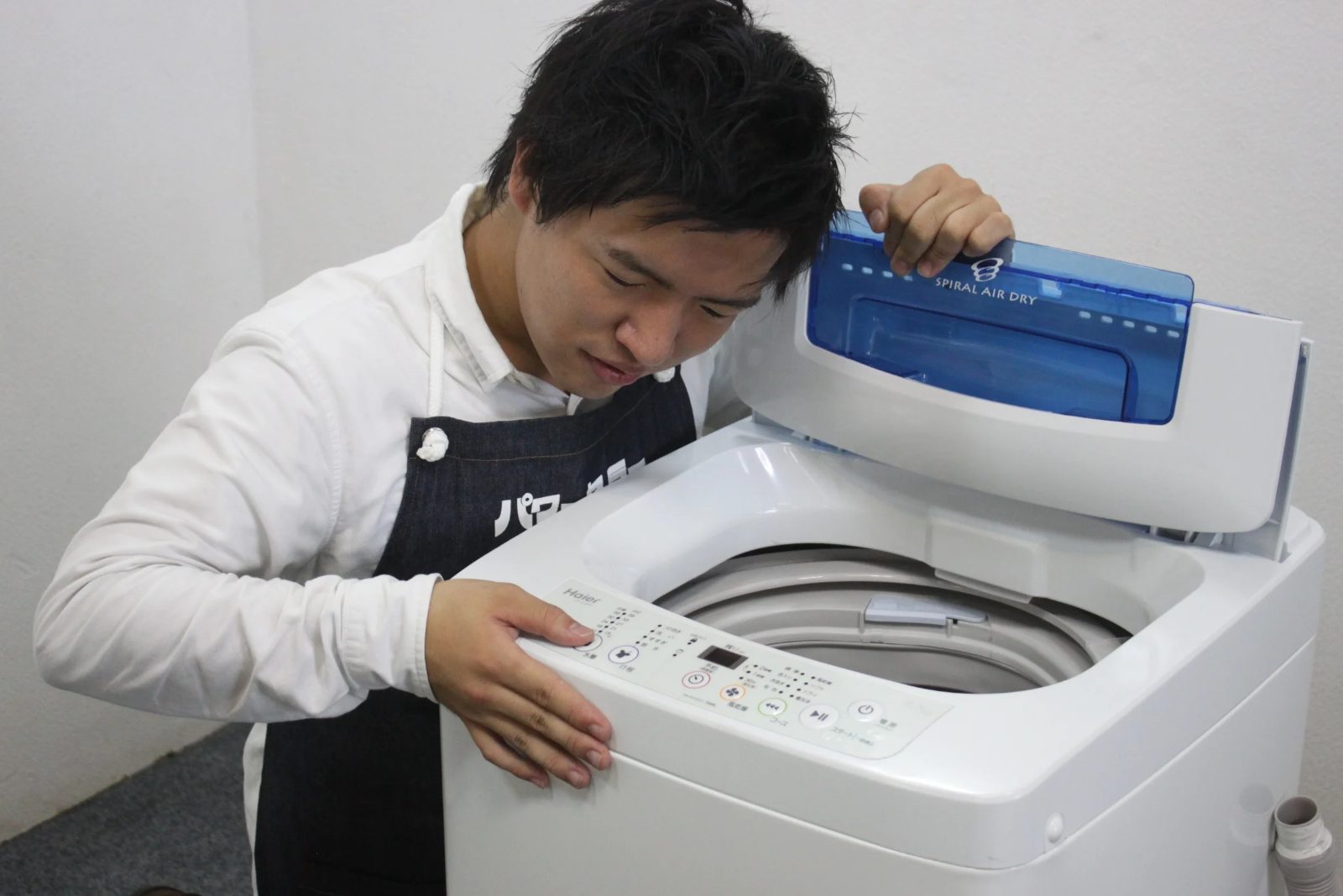 冷蔵庫や洗濯機など家電の買取査定イメージ