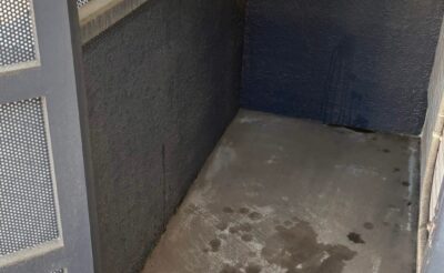 作業後：扉を開けた階段下倉庫の全体